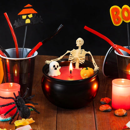 Lavender Scented Skeleton Candle - 260g Soy Wax, 48-Hour Burn Time, Gothic Skull Design for Halloween Decor and Gifts (Red)