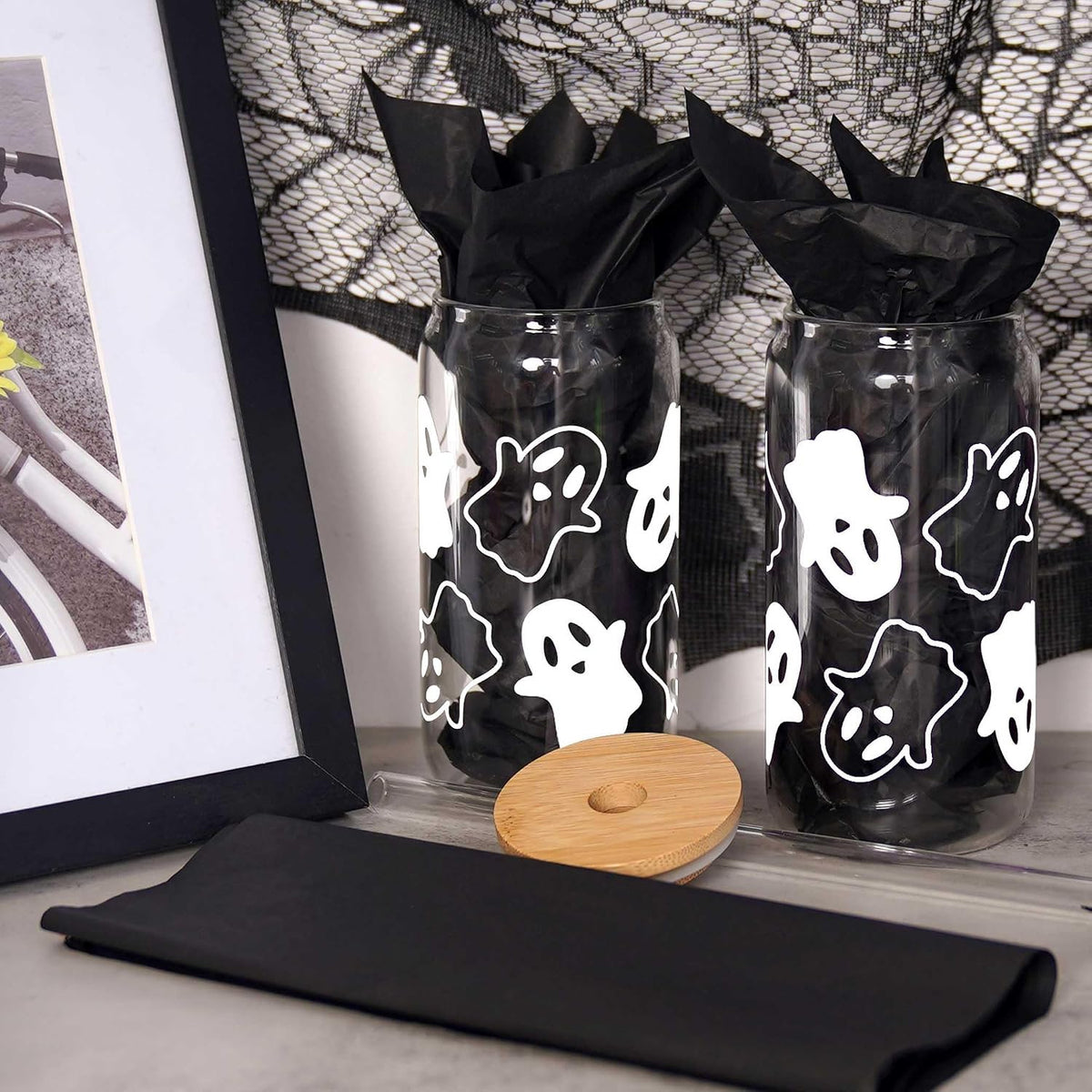 Halloween Cups - 20Oz/568Ml Beer Can Glasses with Lid & Straw, Tumbler Coffee Cups, Decor & Cookie Jar Glassware, Water Bottles