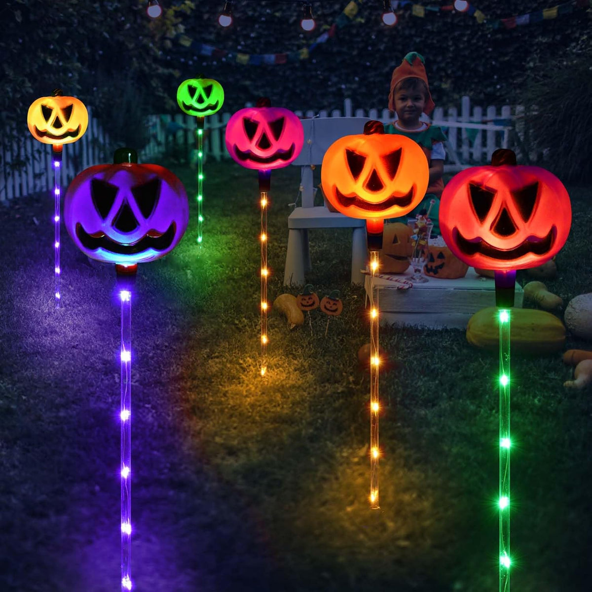 Set of 6 Solar Pumpkin Stake Lights for Halloween Decorations Outdoor, Colour Changing Lights, Light up Decorations, Pathway Party Porch Yard Decor (HUK119)